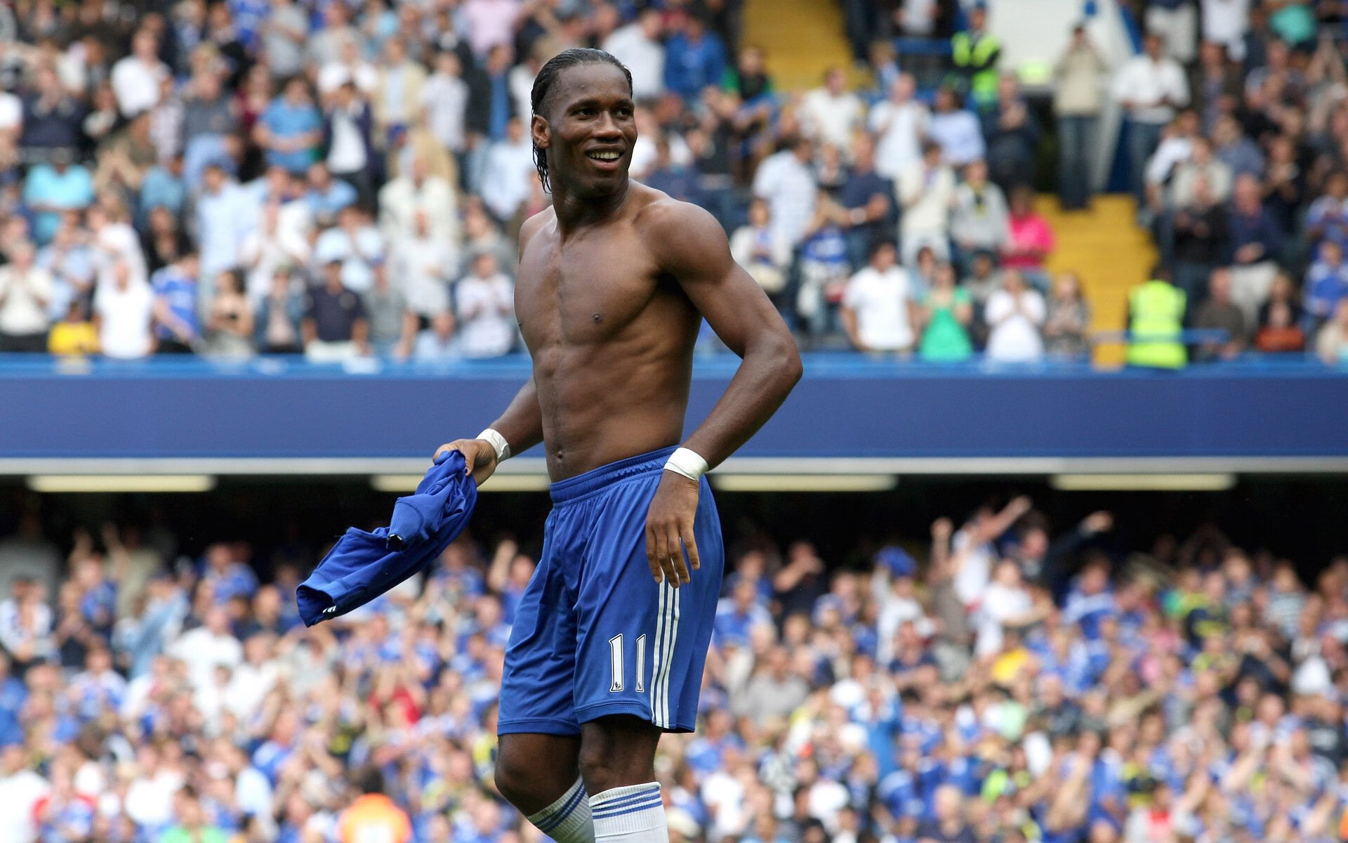 南美世预赛:梅西C罗国家队表现盘点,南美洲杯梅西进球