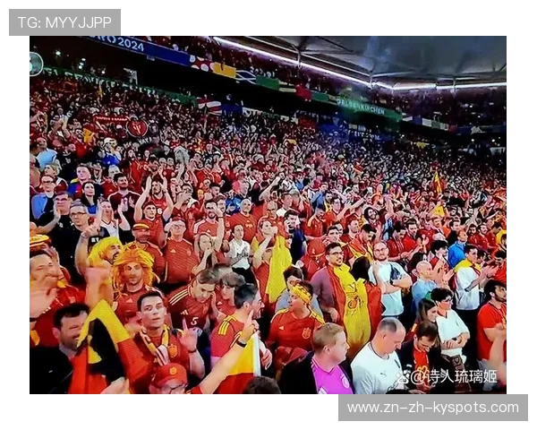 球迷“追星”热情点燃欧洲足球夜空，欧洲球迷疯狂