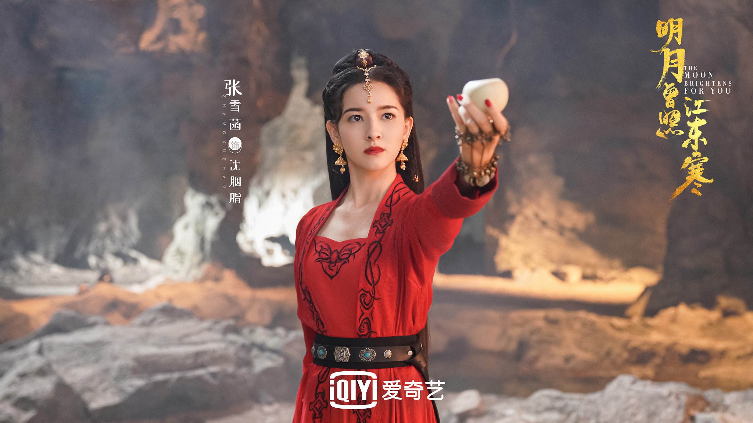 开云体育官网上-“简阳文体中心：飞扬的羽毛球赛场点燃全场热情”