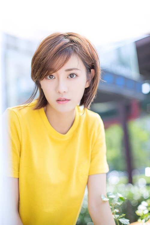 乔治外线防守压制对手核心，乔治防守效率