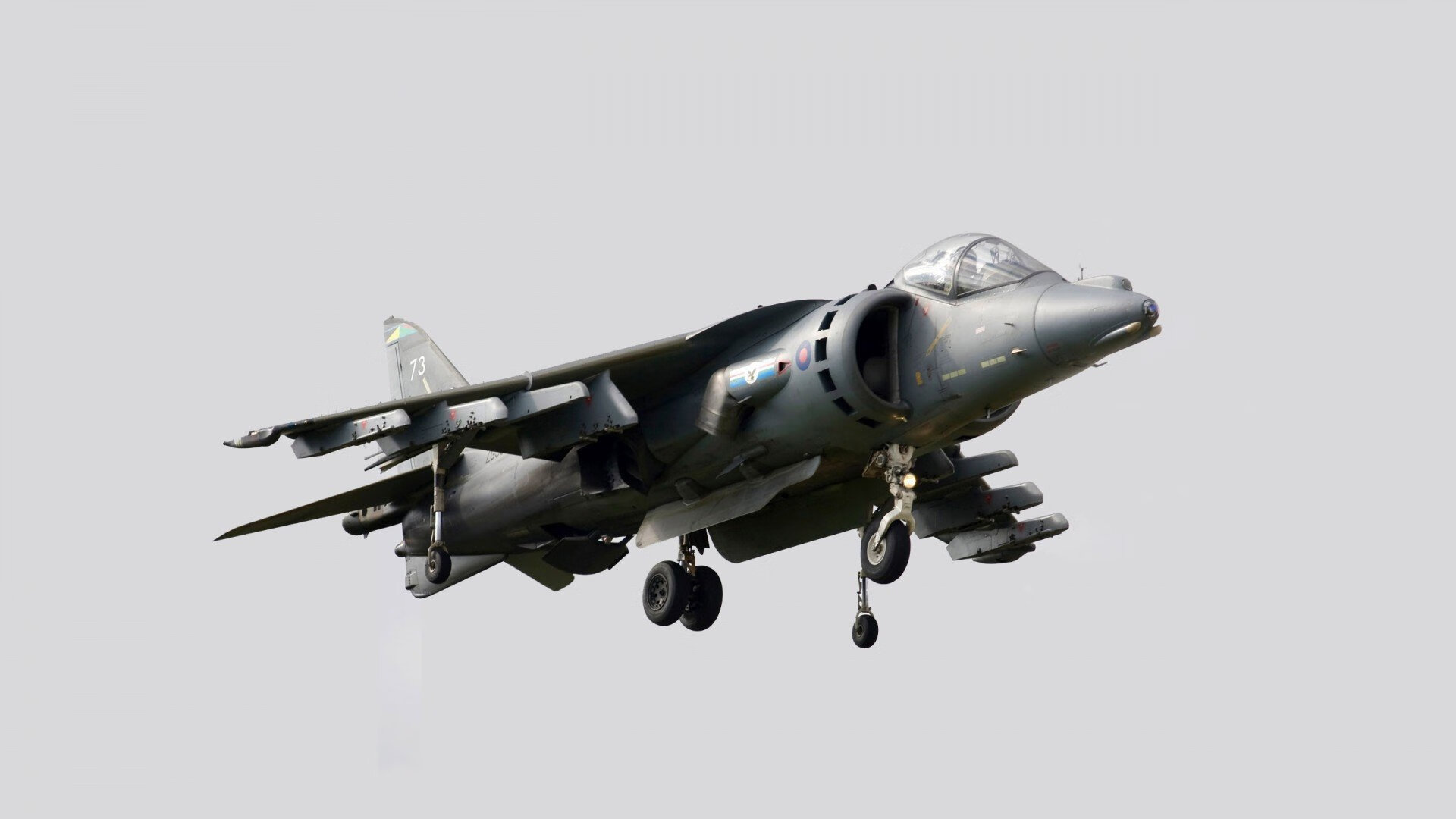 快船前锋在赛前热身中完成高难度扣篮,快船 扣篮